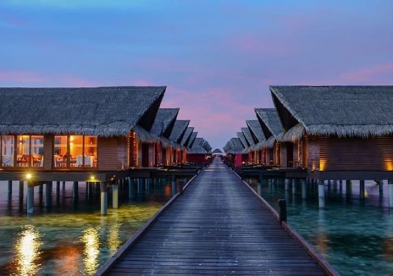 Adaran Resort